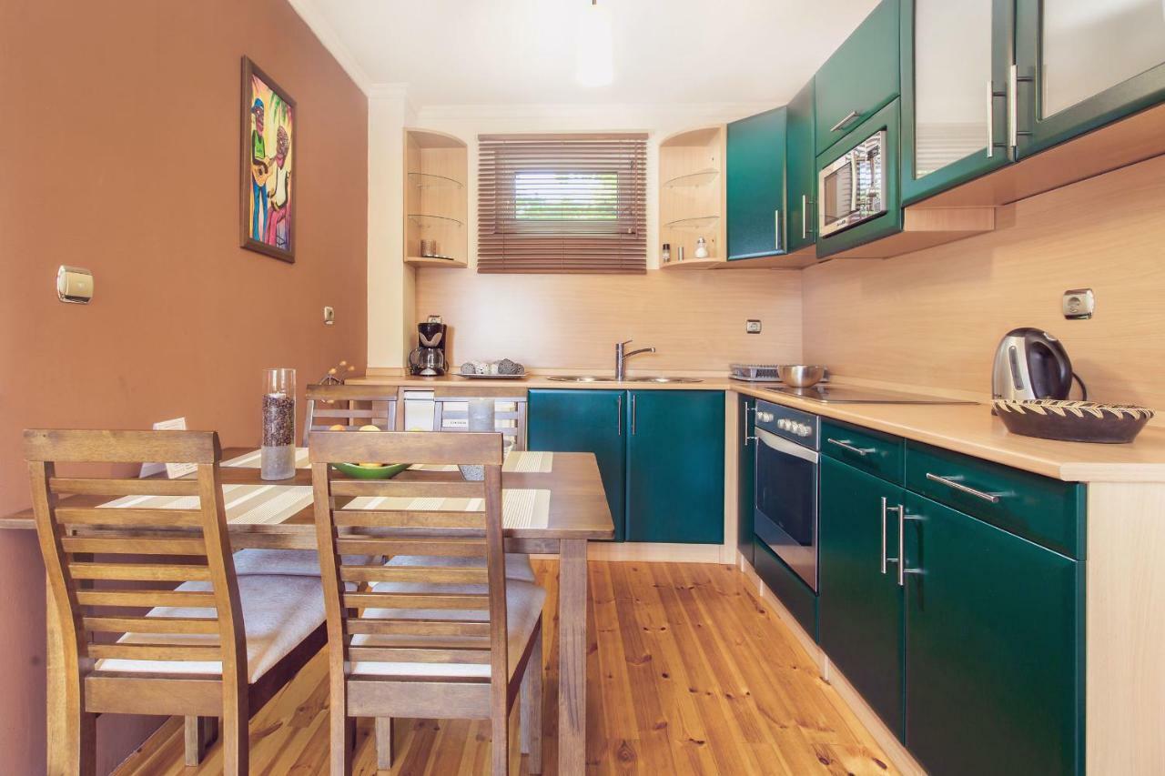 Apartment Szanyi *